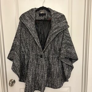 Steve Madden Black and Gray Textured Poncho